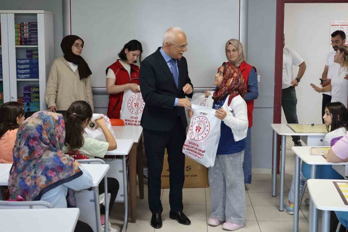 Gençlik Yaz Kulübü Etkinliği Düzce\'de