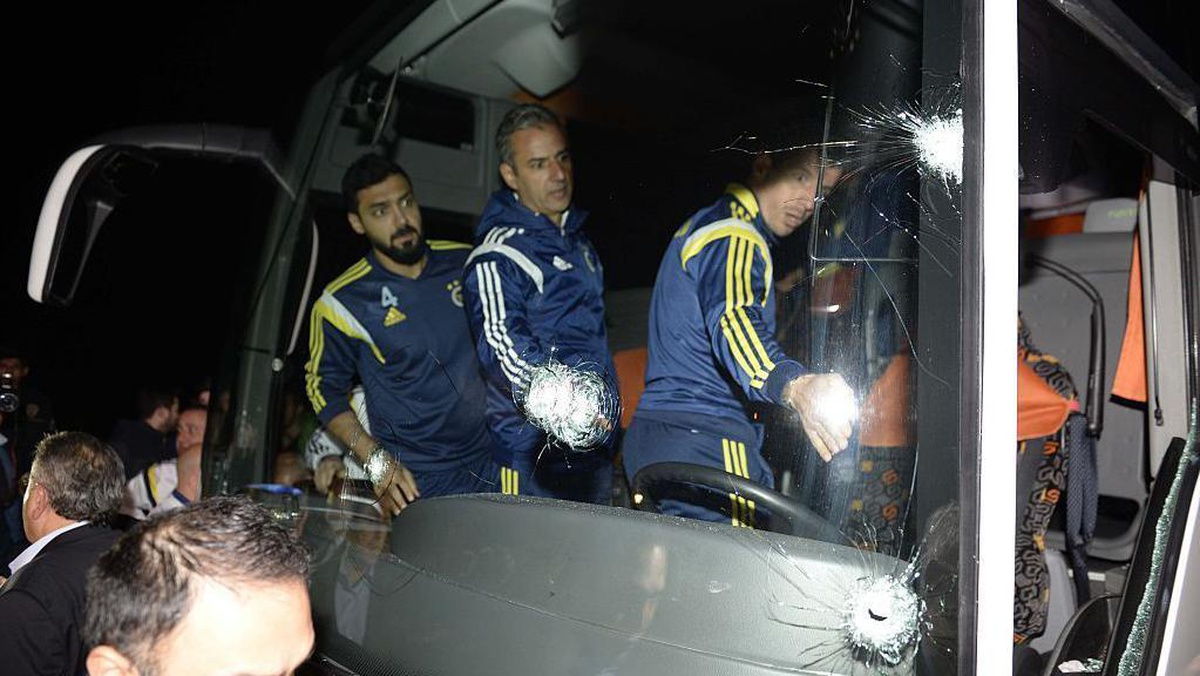Fenerbah&ccedil;e Otob&uuml;s&uuml;ne Saldırı Soruşturmasında 5 G&ouml;zaltı