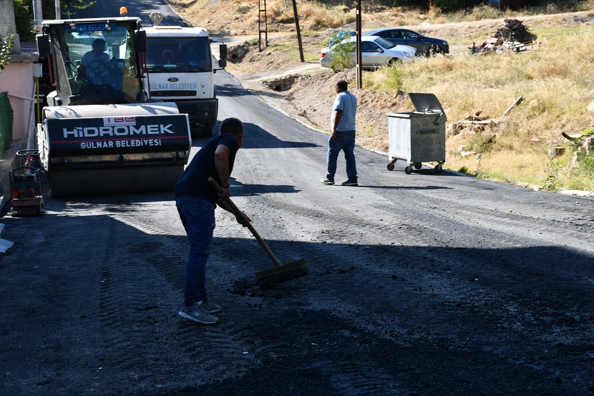 Gülnar\'da Yollar Asfaltlanıyor