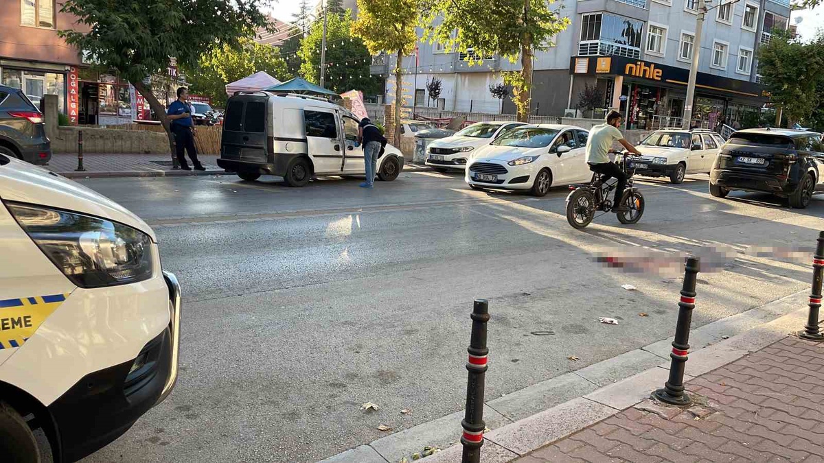 Konya\'da Bıçaklı Kavga: Bir Kişi Hayatını Kaybetti