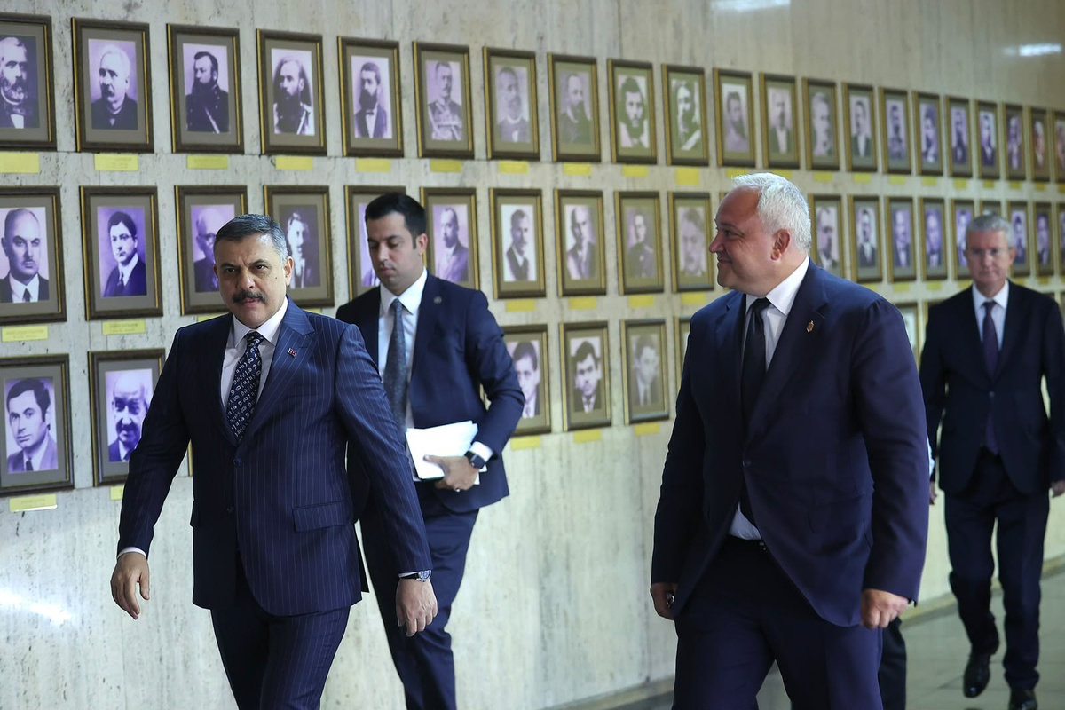 Çiftçi ve Demerdzhiev Görüştü