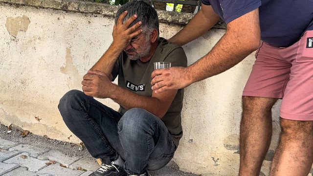 Malatya'da belediye işçisi, iş makinesinin altında kalarak hayatını kaybetti