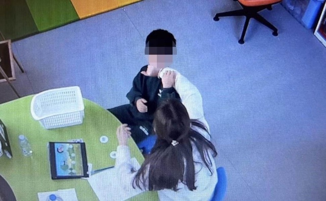Otizmli çocuğa şiddet uygulayan öğretmenden 'iyi niyetliyim' savunması