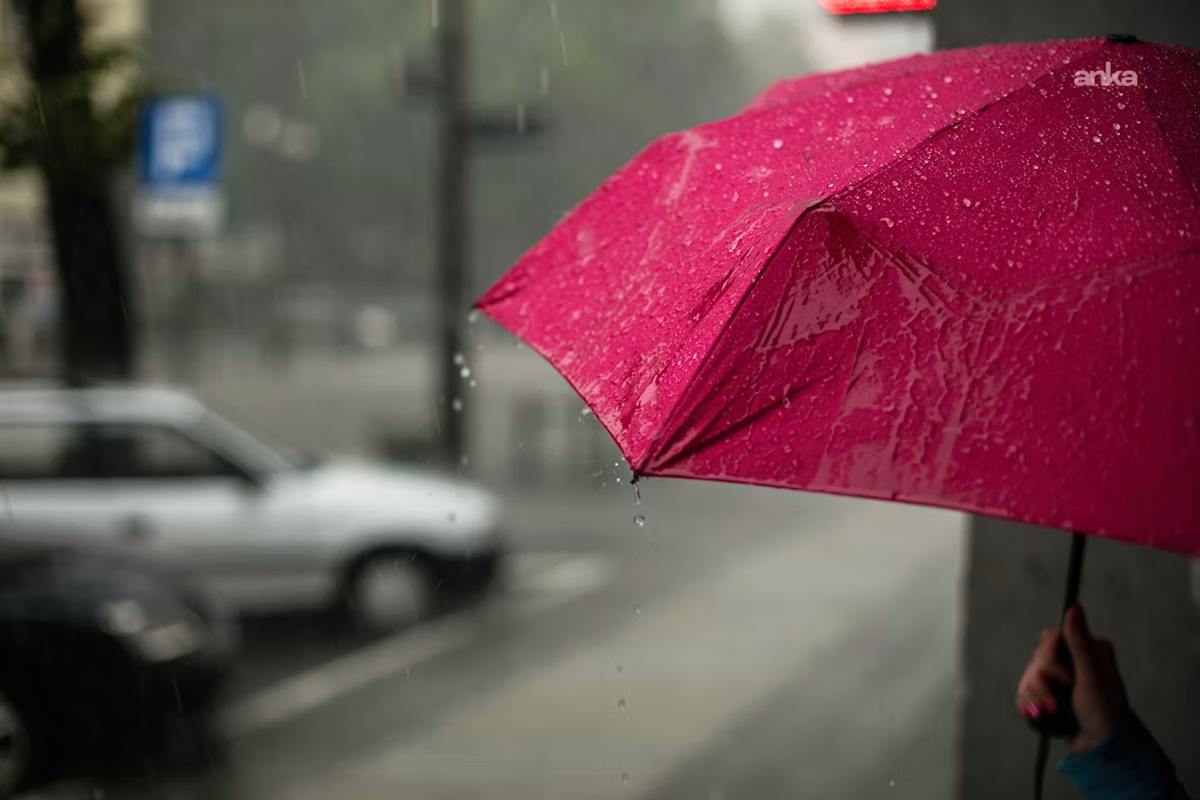 Meteorolojiden Kuvvetli Yağış Uyarısı