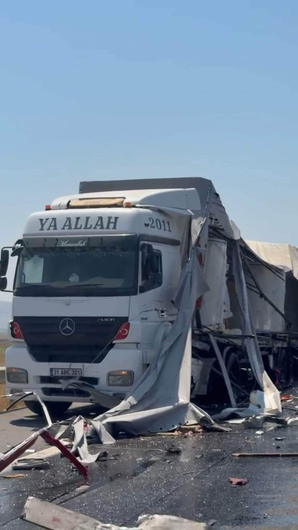 Ceyhan\'da Otoyolda Yangın: 1 Ölü