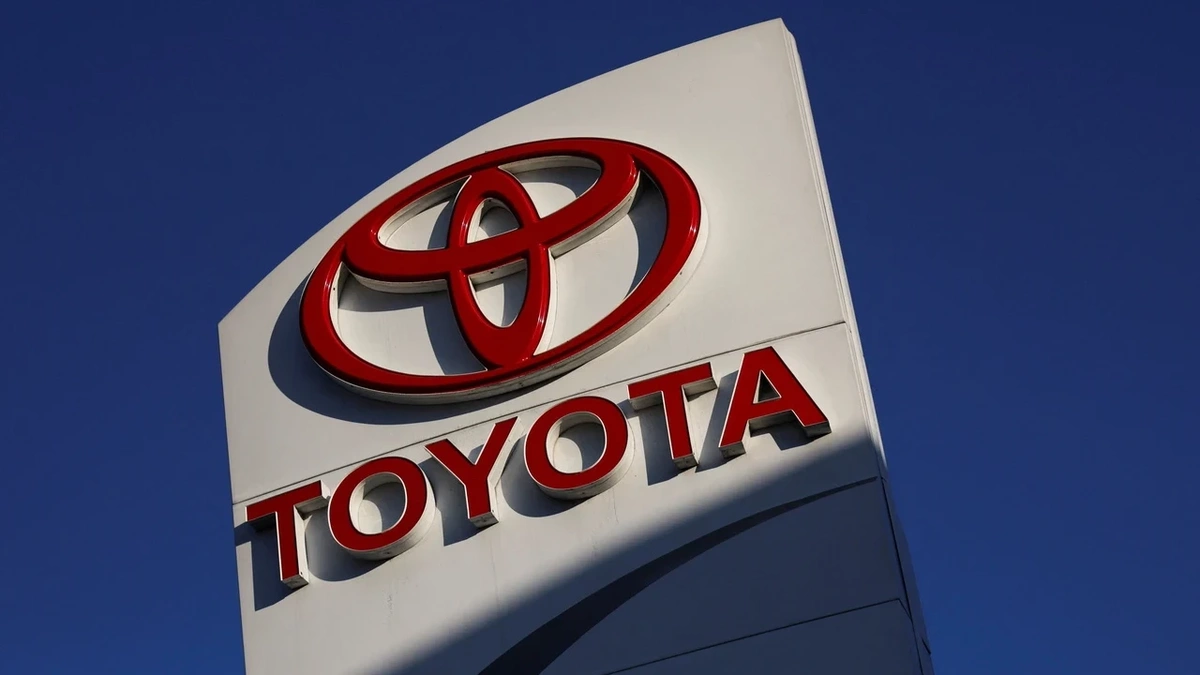 Toyota, ABD\'de Camry Hibrit Geri Çağırıyor