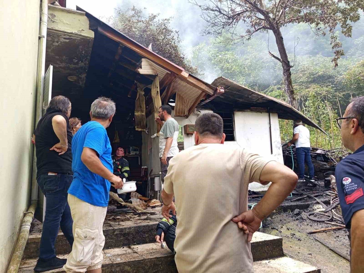 Trabzon’da odunluk yangın: 1 yaralı