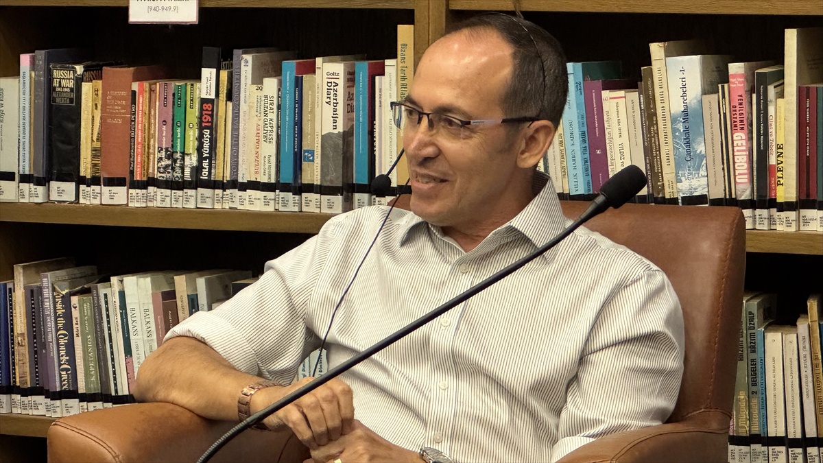 Burhan Sönmez ile Edebiyat Sohbeti