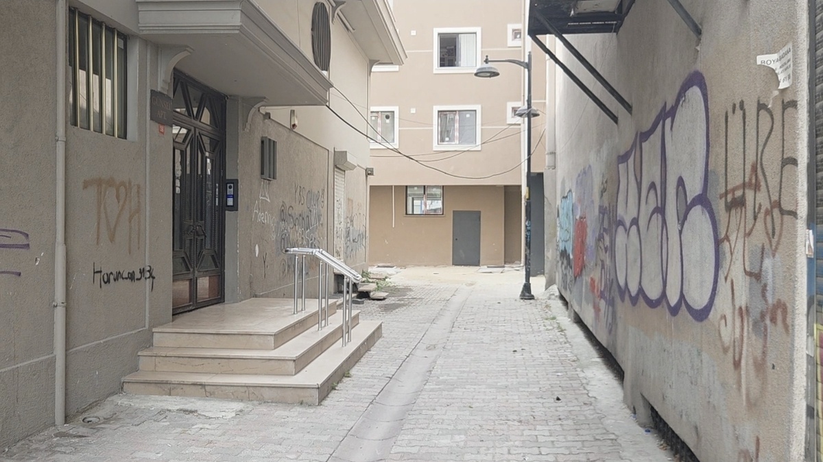 Zeytinburnu\'nda Alkol Kavgası: 1 Yaralı