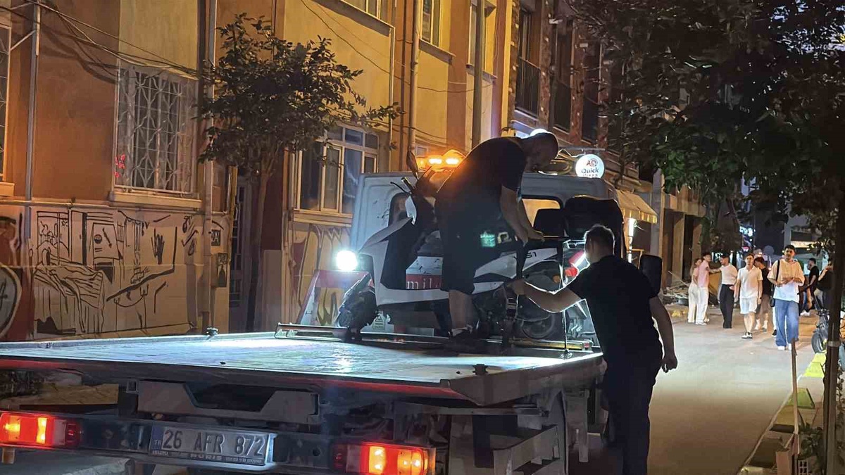 Plakasız Scooter Sürücüsüne Cezayı Duyunca Tepki Verdi