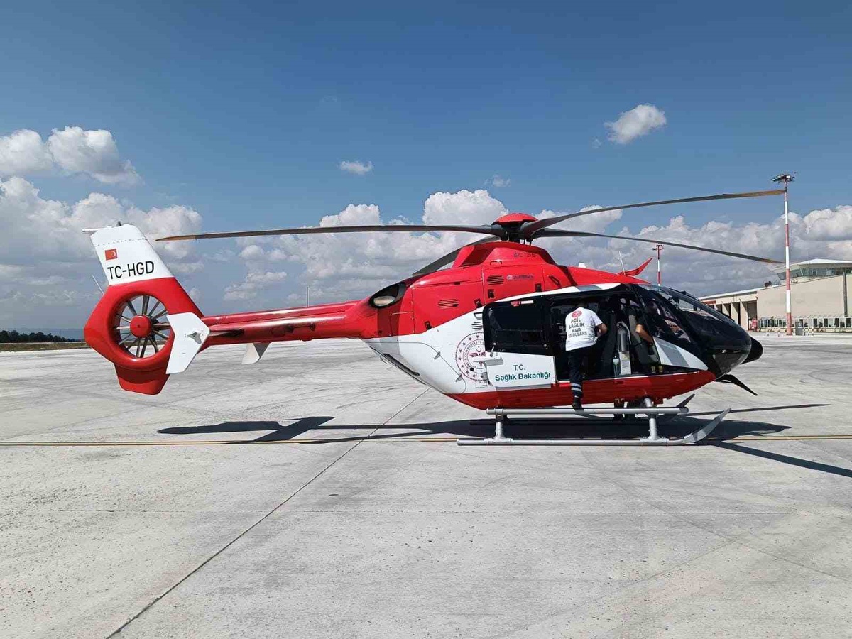 İnme Geçiren Hasta Helikopterle Sevk Edildi
