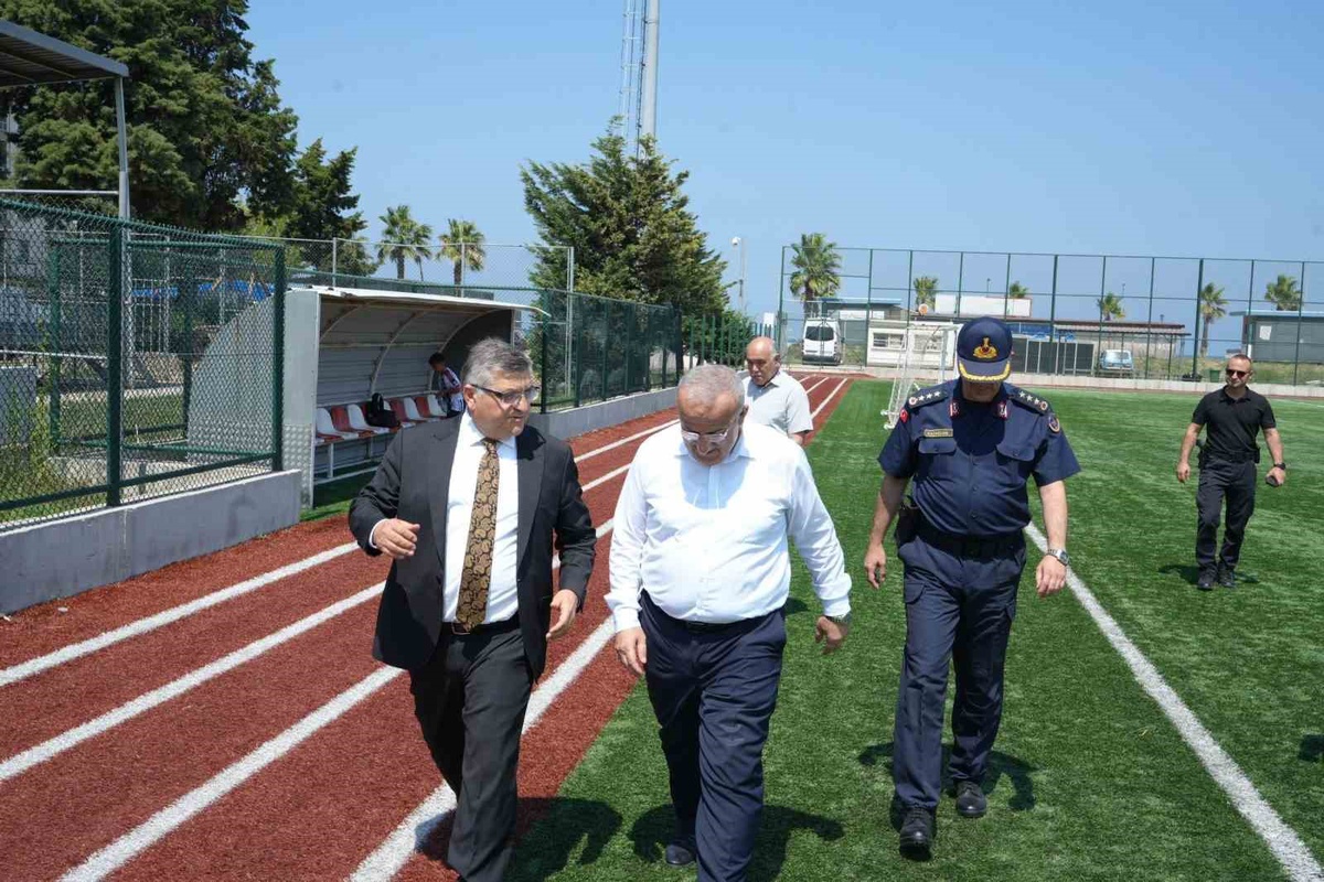 Ayancık\'a Yarı Olimpik Yüzme Havuzu ve Yeni Spor Yatırımları