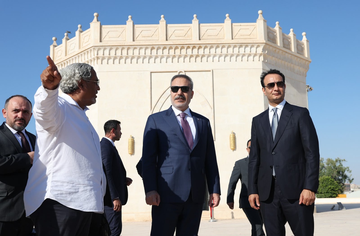 Bakan Fidan Libya\'nın Kahramanını Ziyaret Etti