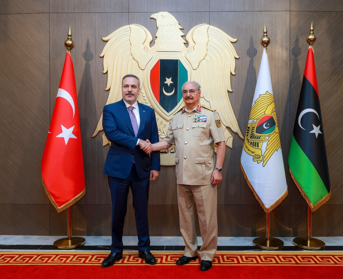 Fidan, Hafter ile Bingazi\'de Görüştü