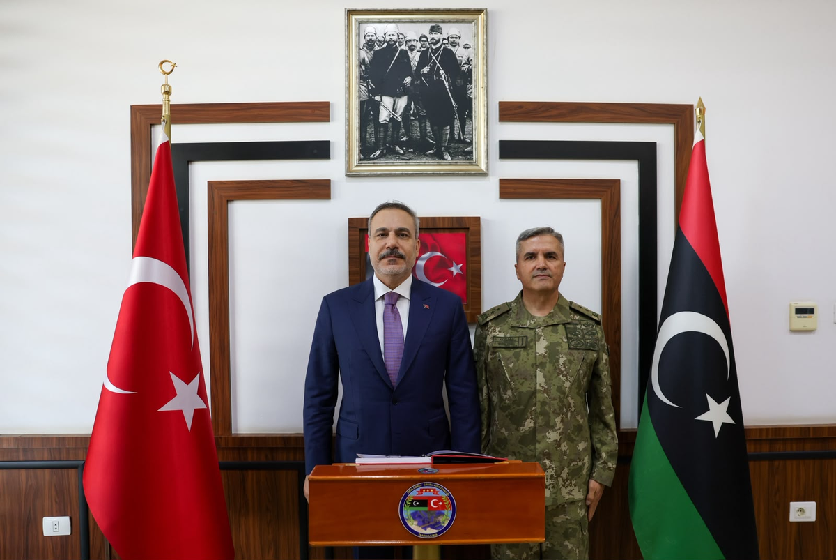 Hakan Fidan, TSK\'nın Libya Komutanlığı\'nı Ziyaret Etti