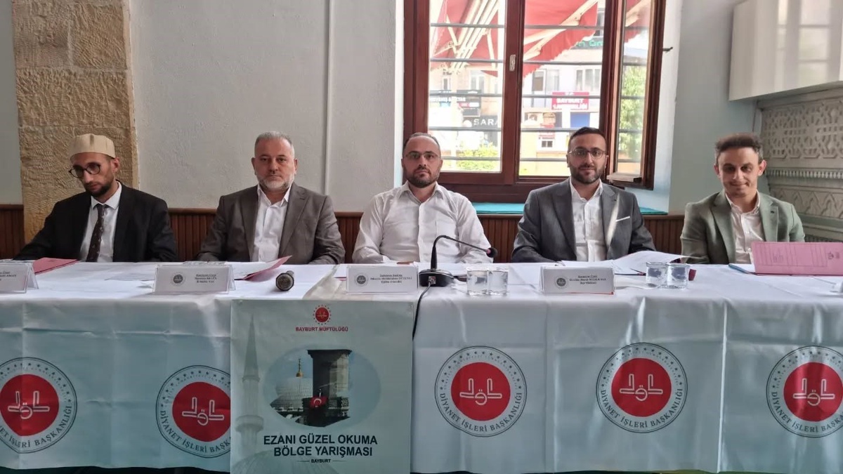 Ezanı Güzel Okuma Yarışması Bayburt\'ta Yapıldı