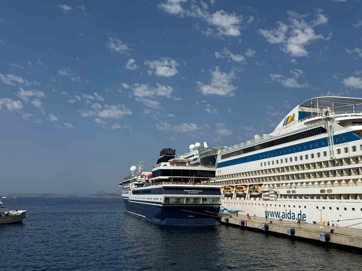 Bodrum\'a İki Yeni Kruvaziyer Geldi