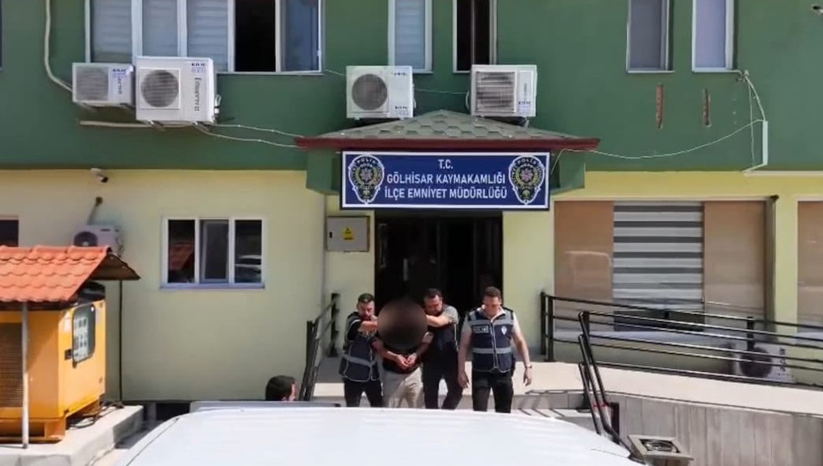 Hırsızlık ve Cinayetle Aranan Şahıs Yakalandı