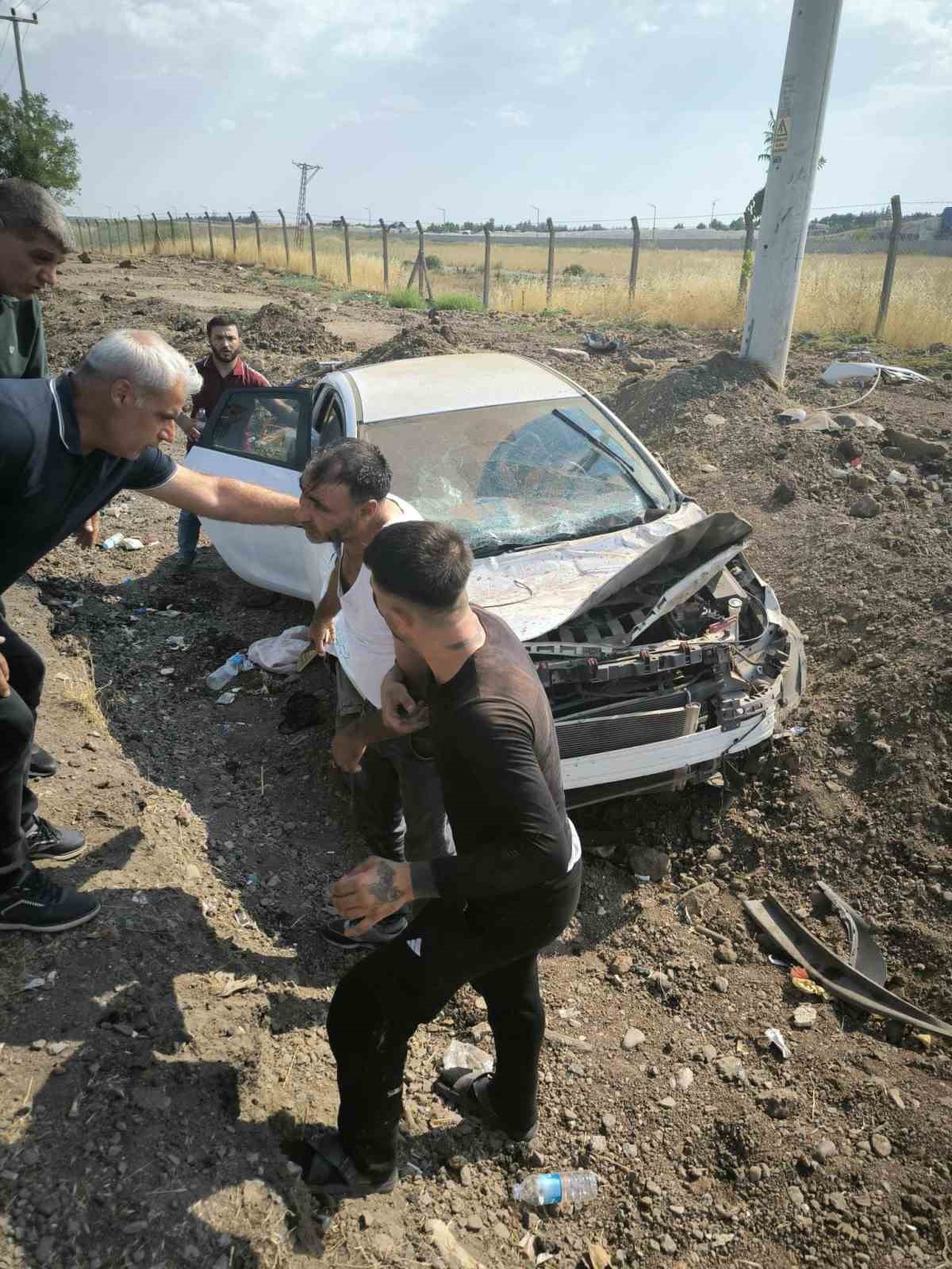 Diyarbakır-Mardin Karayolunda İki Trafik Kazası