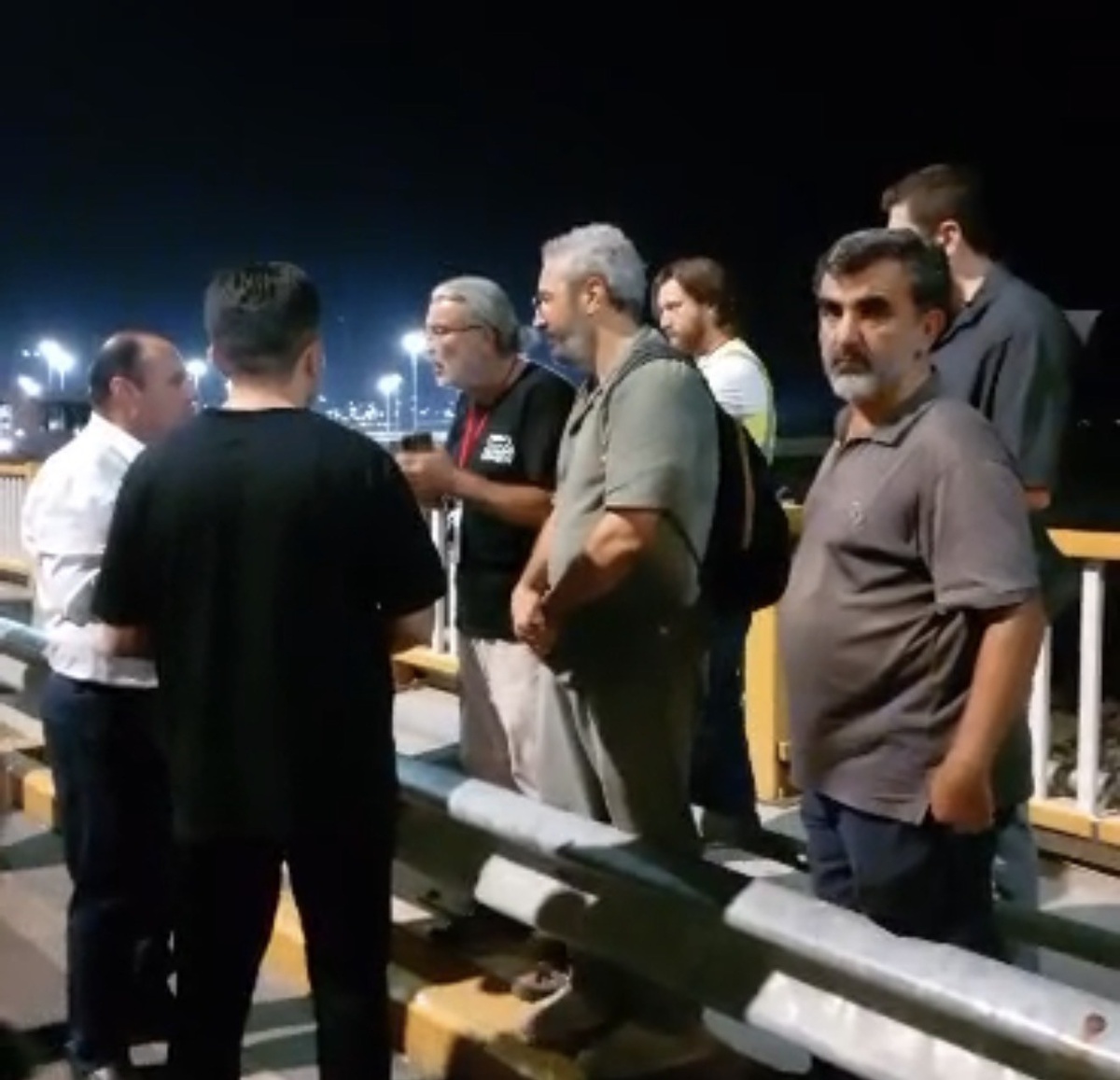 Filistin Destek Konvoyu Sınırda Bekletildi