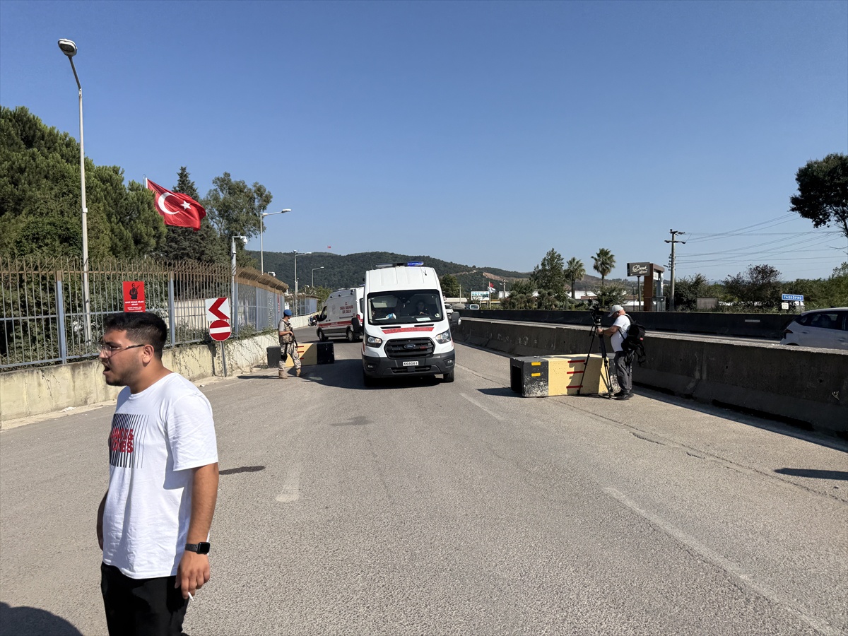 Yalova\'da F-16 Uçağı Kaza Kırıma Uğradı