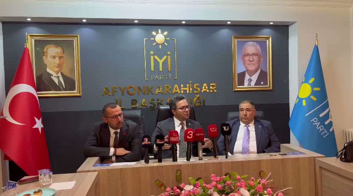 İYİ Parti\'den şehit botu ve açılım tepkisi