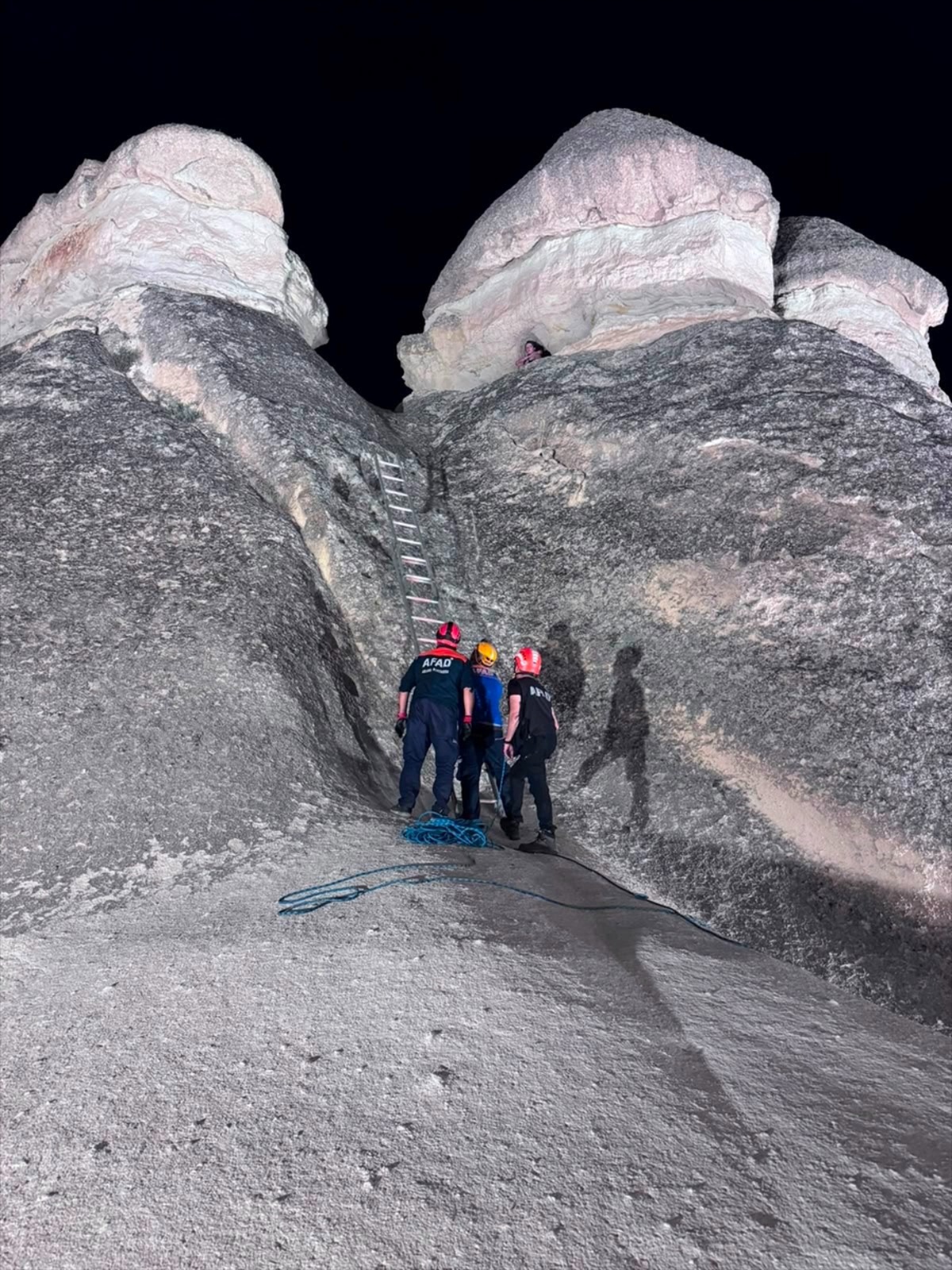 Kapadokya\'da Mahsur Kalan Turist Kurtarıldı
