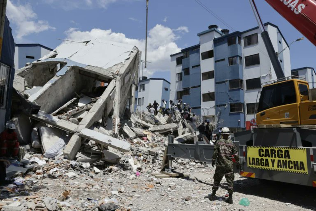 Kolombiya\'da Deprem: 234 Ölü, 1310 Yaralı