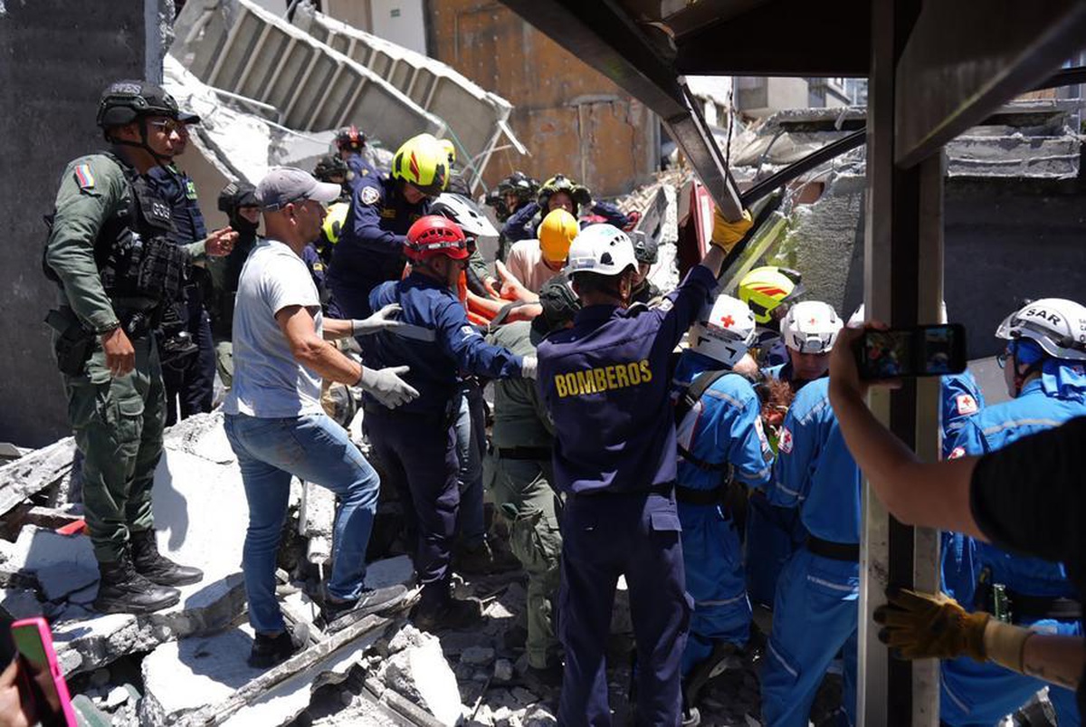 Kolombiya\'da Deprem: 188 Ölü, 1.677 Yaralı