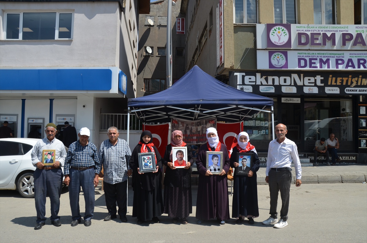 Muş\'ta Anne-Baba Eylemi