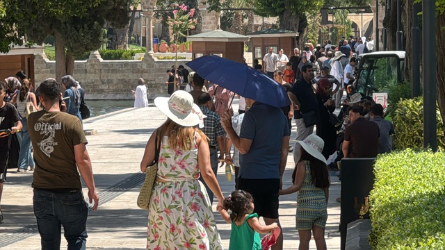 Şanlıurfa'da Sıcak Hava Etkili