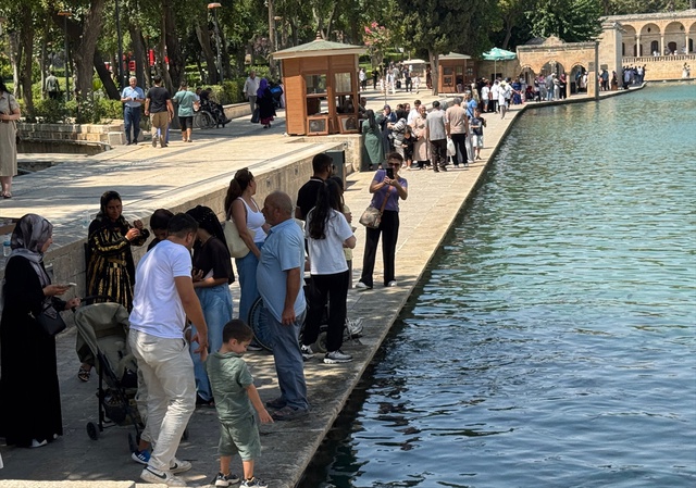 Şanlıurfa'da Sıcak Hava Etkili