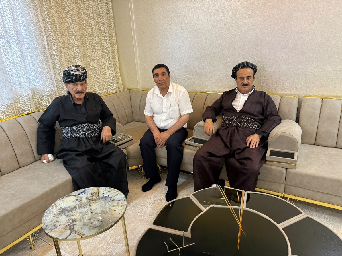 Sınırın İki Yakasında Dostluk