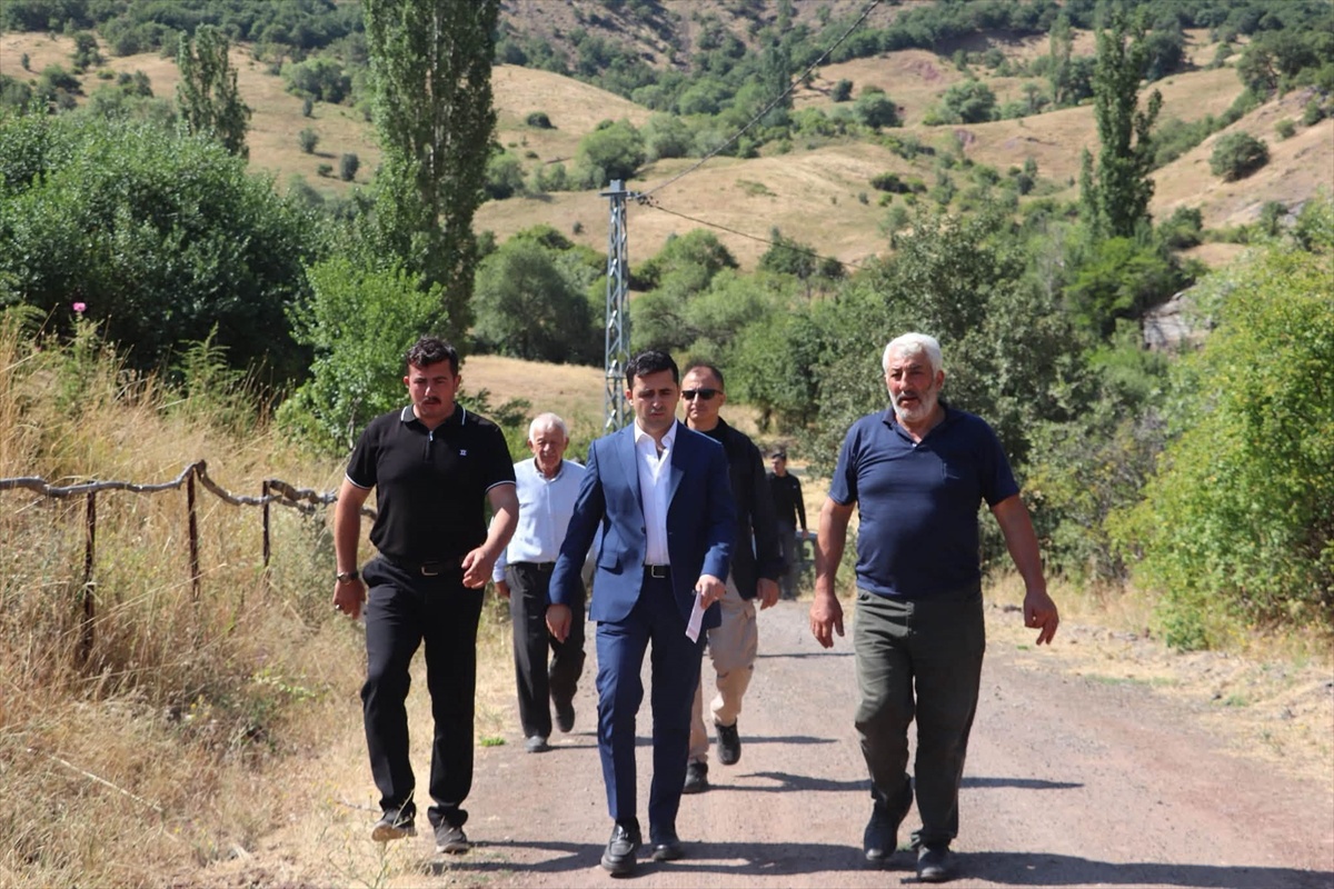Kaymakam Yıldız Köy Ziyareti Gerçekleştirdi
