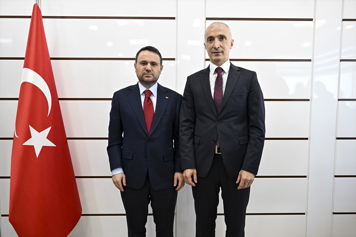 Adalet Bakanı Gürlek Trabzon\'da Ziyaretlerde Bulundu