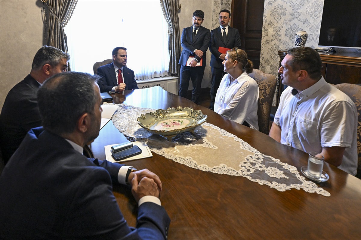Bakan Gürlek\'ten Emir Yuşa Atıcı\'nın Ailesine Destek