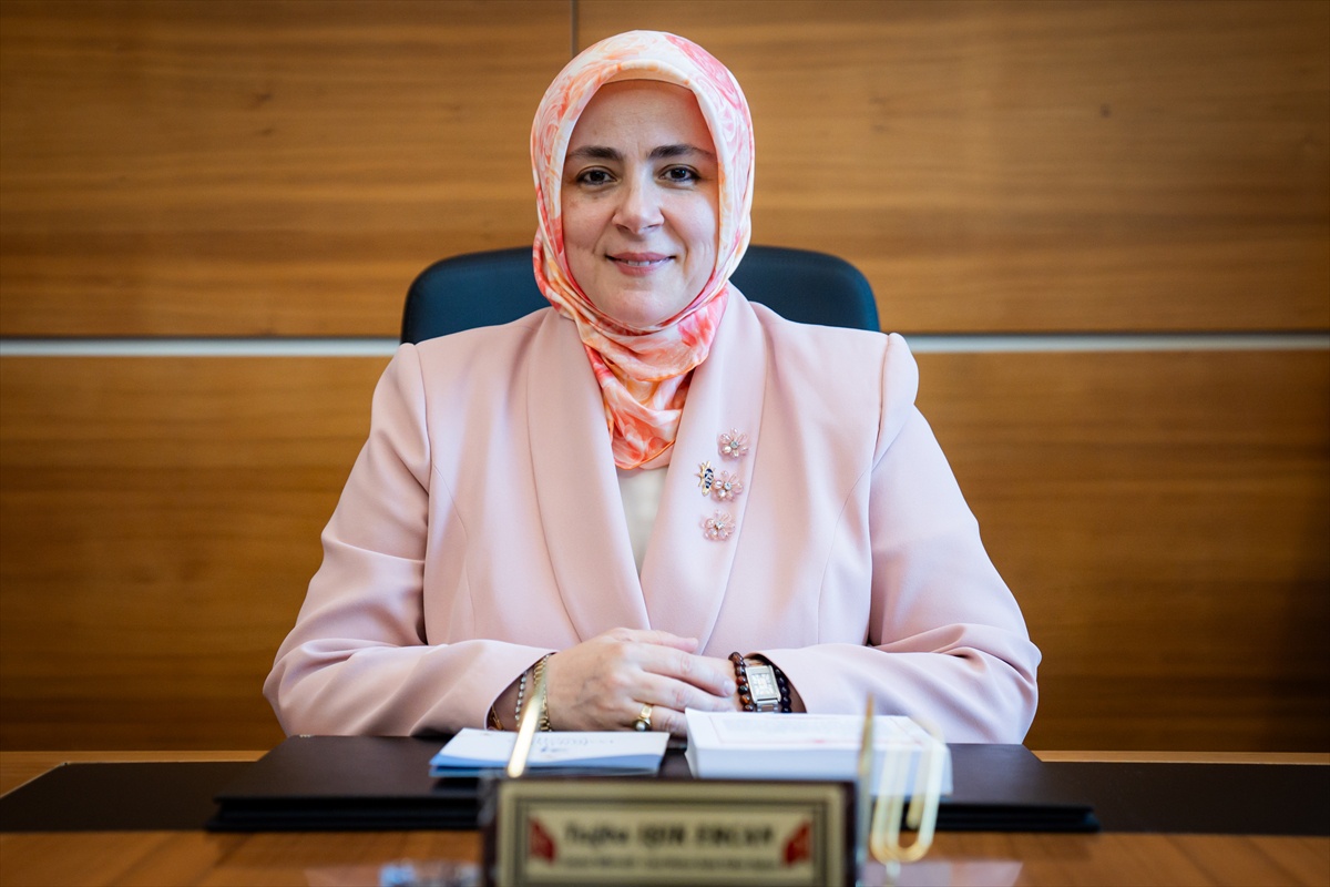 AK Parti\'den kadın vurgusu: Güçlü kadın, güçlü aile, güçlü Türkiye