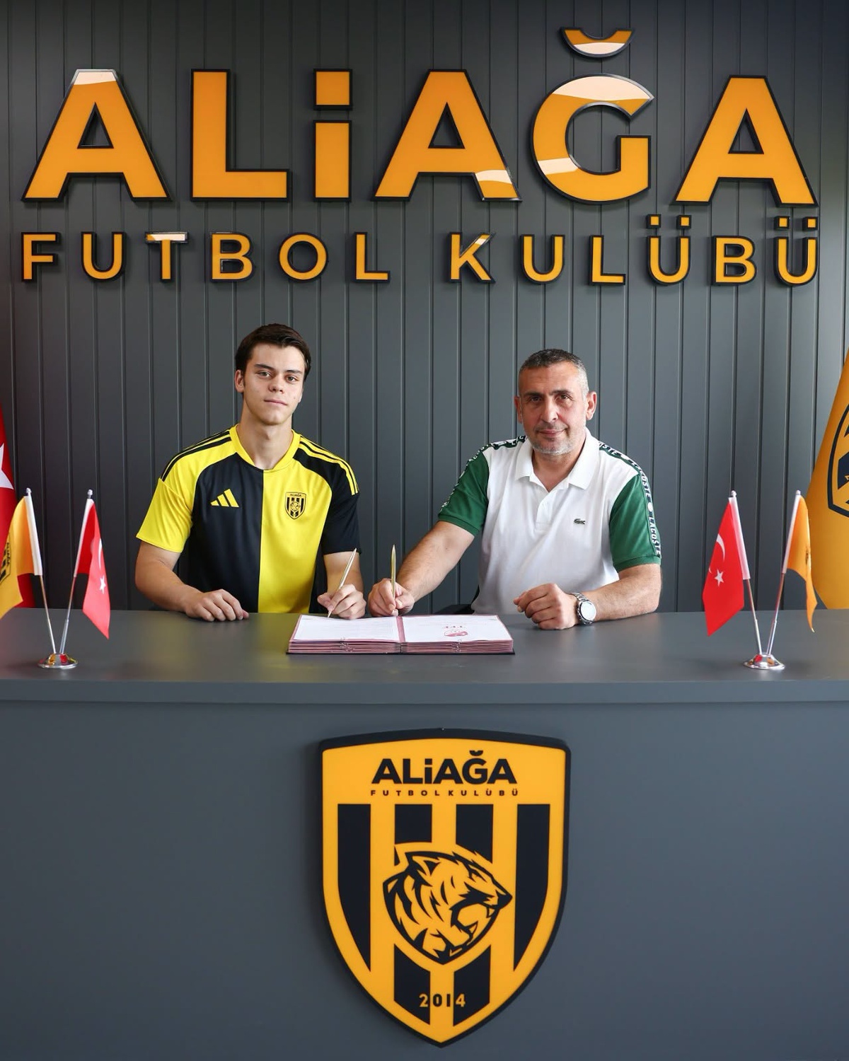 Aliağa, Kaleci Saim Sarp\'ı Kiraladı