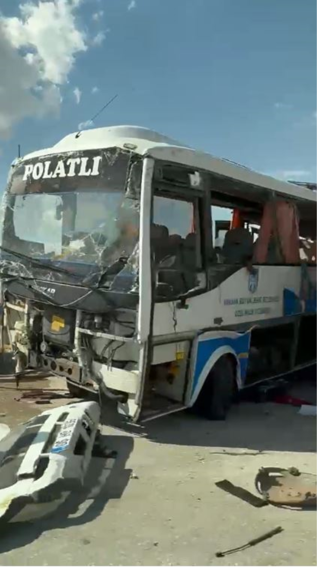 Ankara'da korkunç kaza: Ölü ve yaralılar var