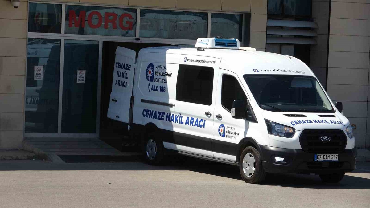 Serik\'te Motosiklet Kazası: Genç Hayatını Kaybetti