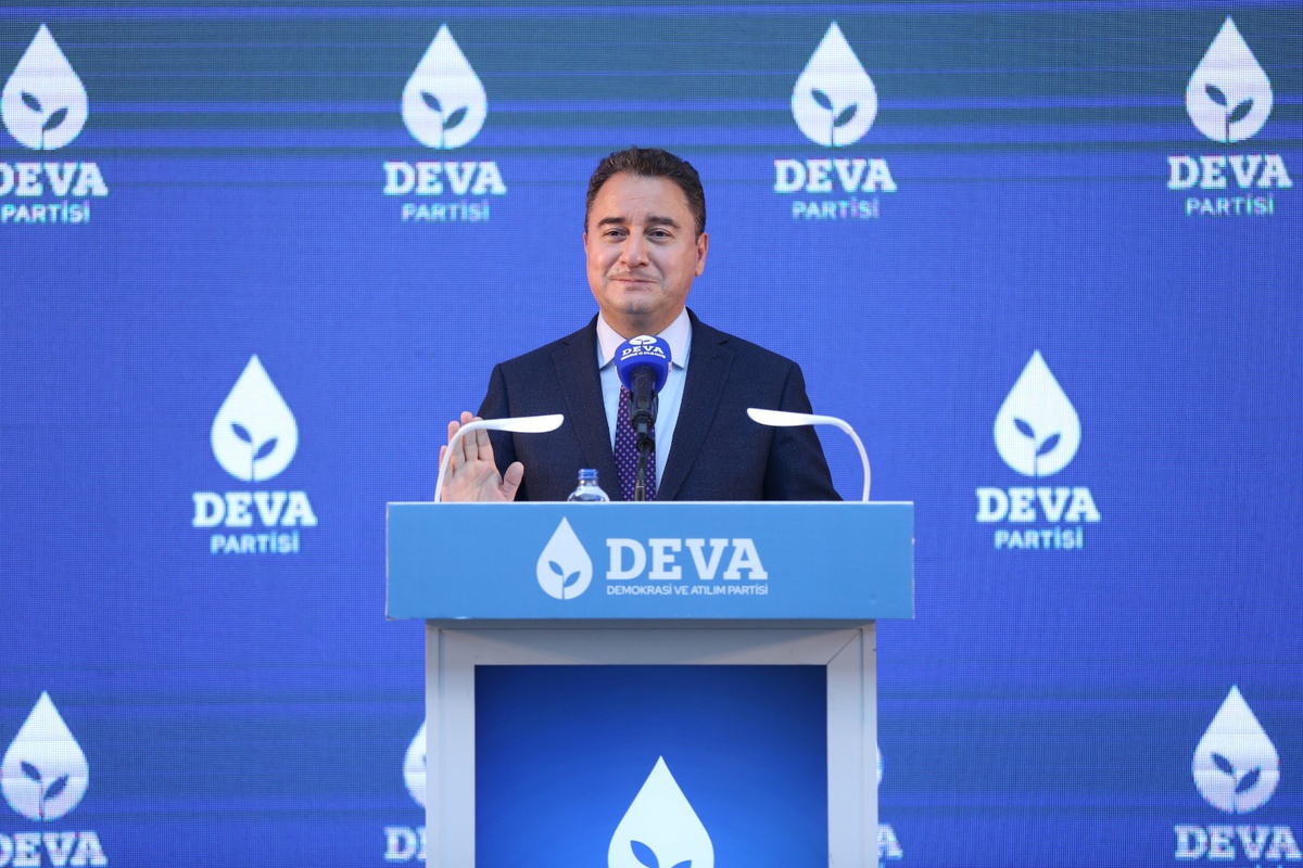 Babacan\'dan enflasyon eleştirisi: Hayal ve gerçek