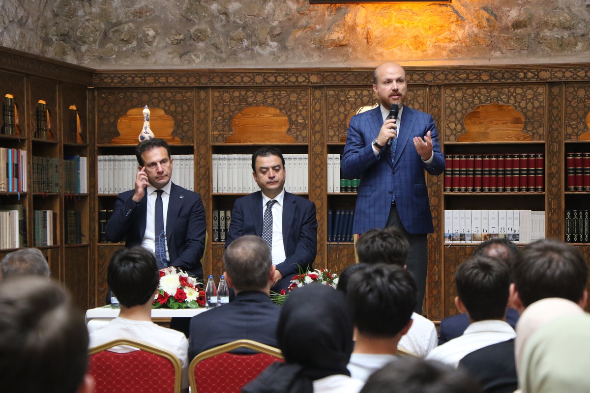 Bilal Erdoğan Gençlerle Buluştu