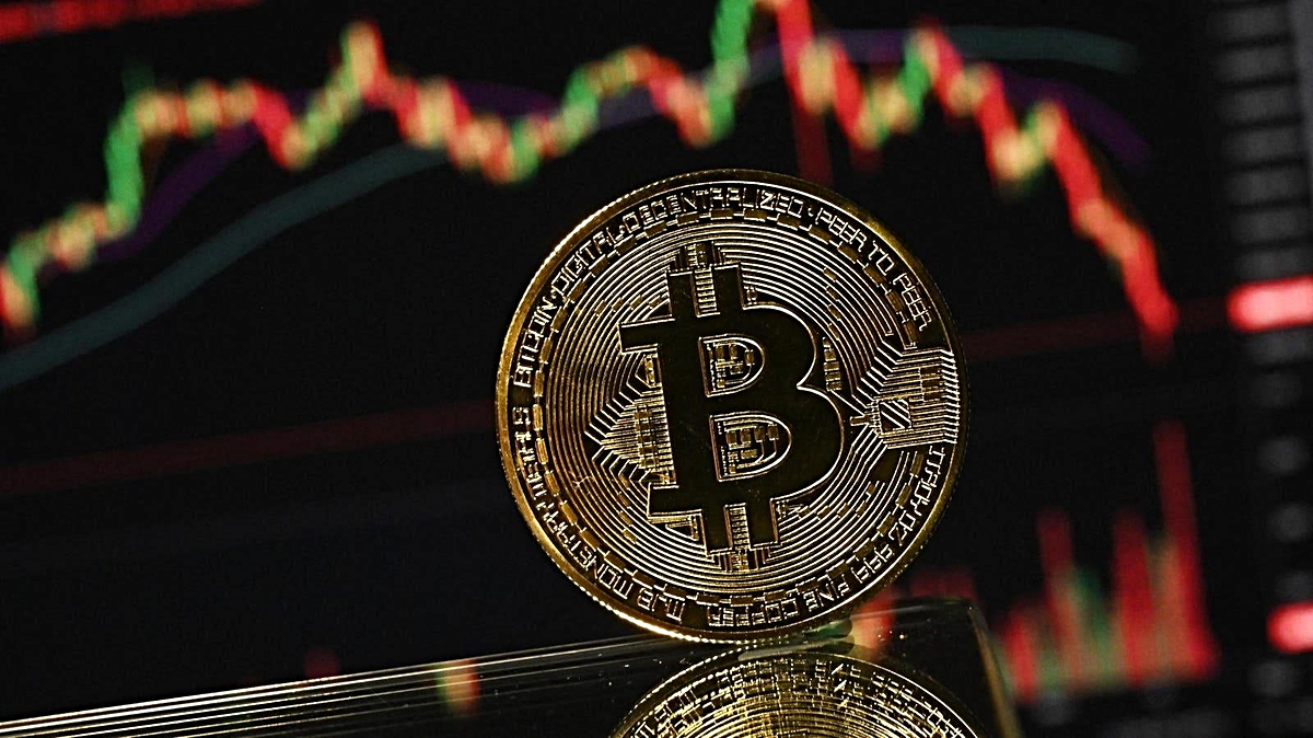 Bitcoin\'de volatilite dibe yaklaştı