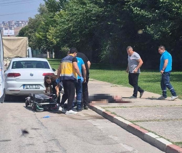 Yol kenarında korkunç manzara! Kafasından vurulmuş halde bulundu