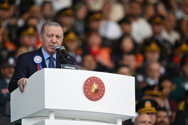 Cumhurbaşkanı Erdoğan: Türkiye'de huzurun yüzyılında kardeşlik türküleri söyleyeceğiz