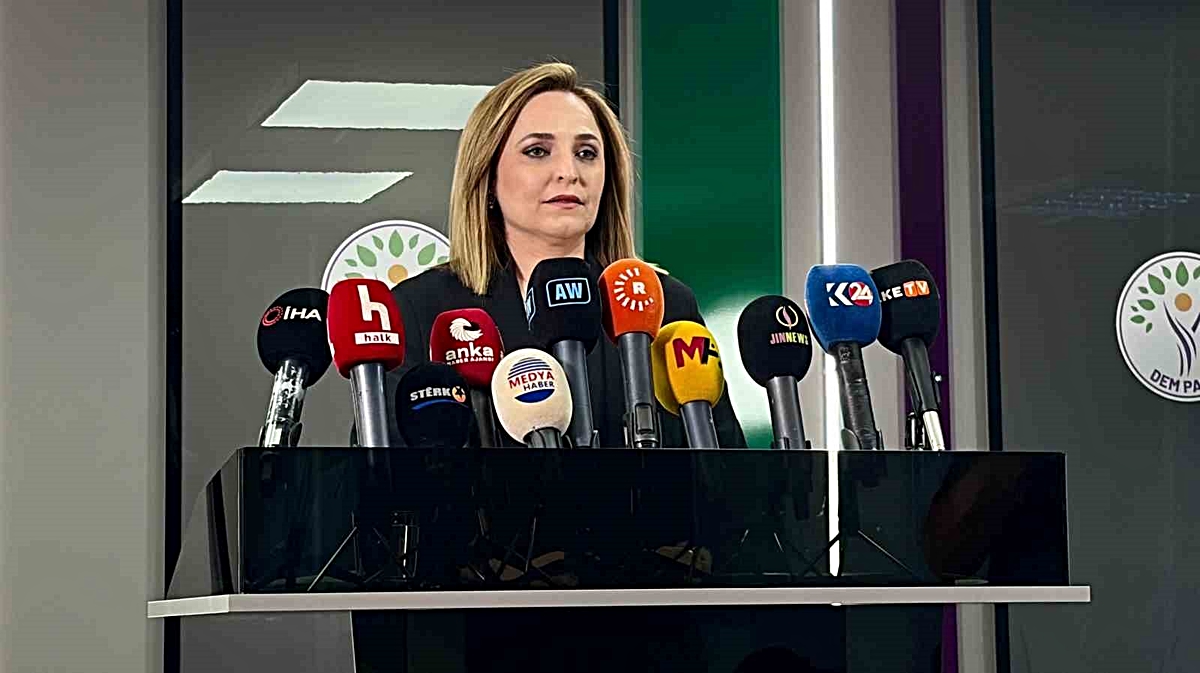 DEM Parti\'den çerçeve yasaya destek: Demokratikleşme yolunda adım