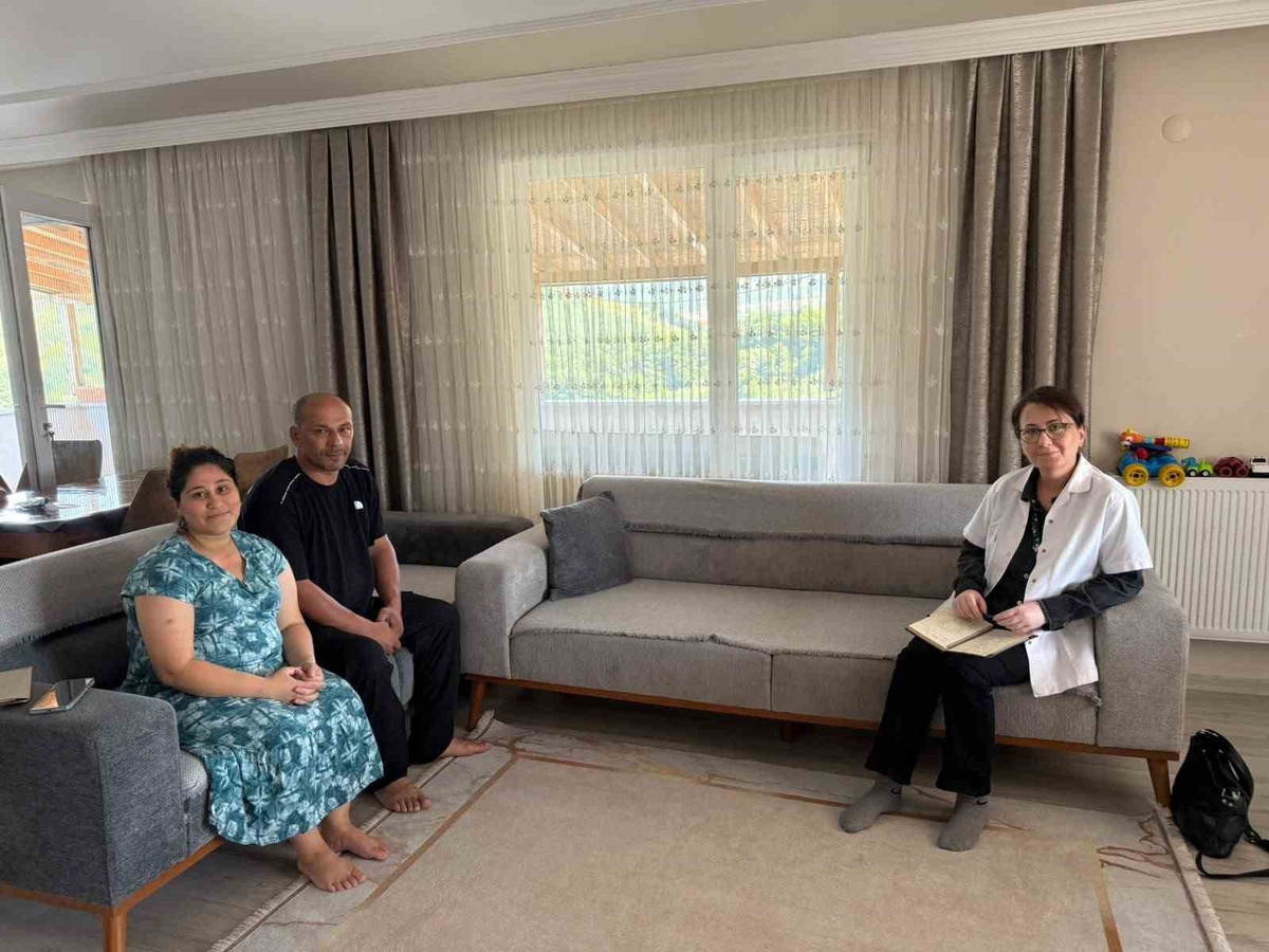 Gümüşova\'da Anne-Bebek Ziyaretleri
