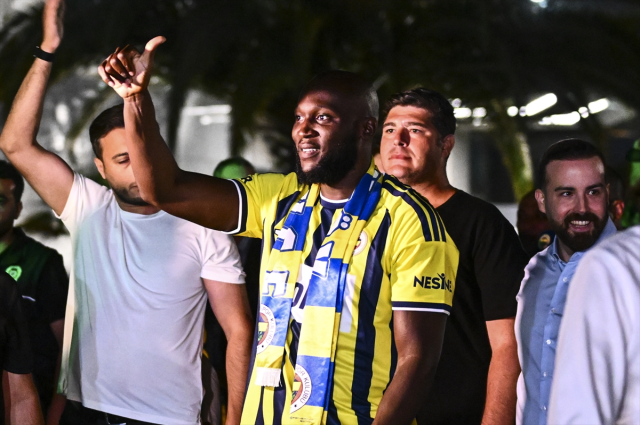 Fenerbahçe'nin yeni yıldızı Lukaku'nun ilk sözleri taraftarı mest etti