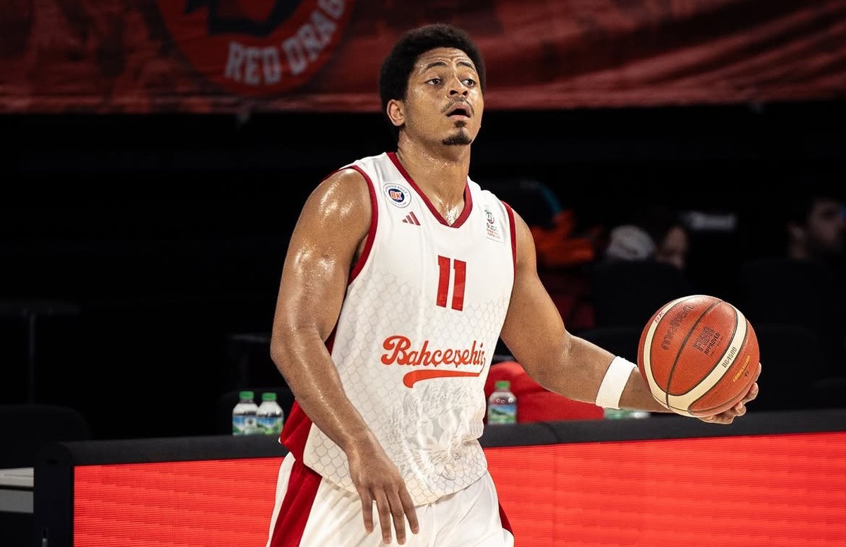 Glint K&ouml;rfez Basket&rsquo;te transferler s&uuml;r&uuml;yor