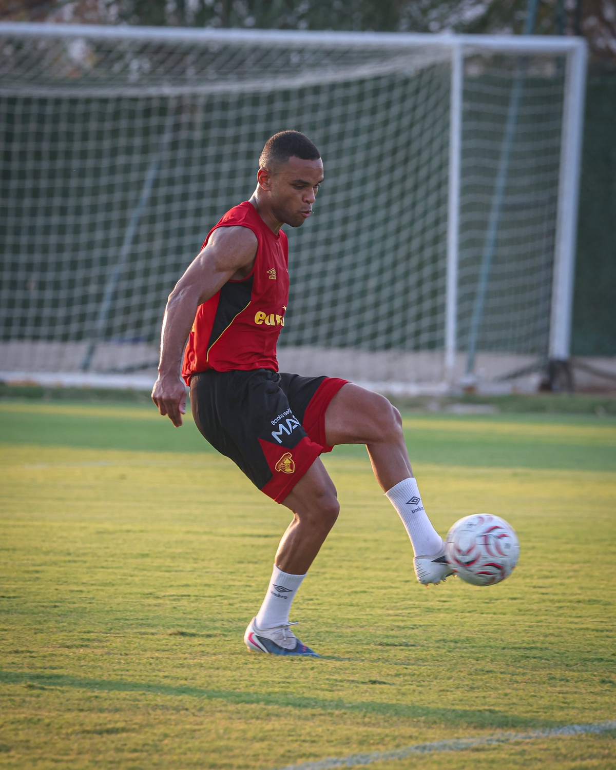 Göztepe\'de Transfer Krizi